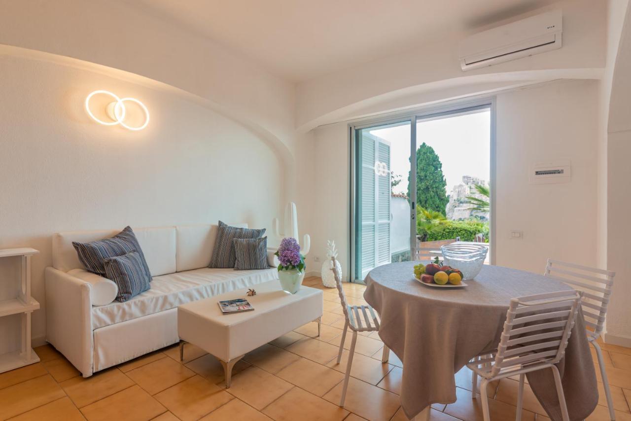 Apartment To With *