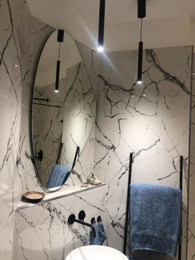 Apartment To With Ischia